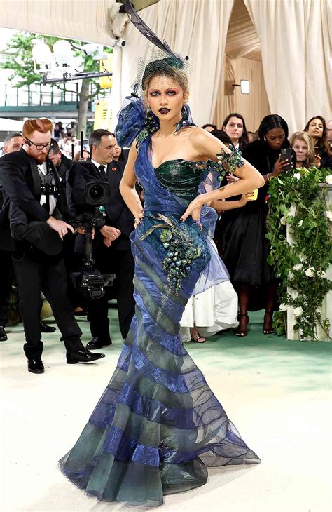 all zendaya met gala looks.